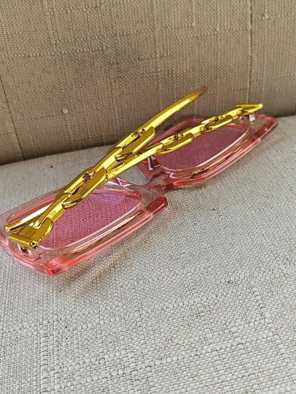 Fashion Women Sunglasses Gold Tone Arms Pink Frame Eyewear Fashion Shades